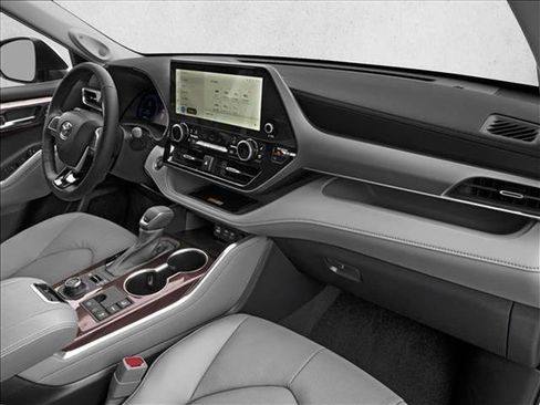New 2026 Toyota Highlander Limited image 11
