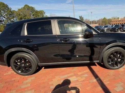 Used 2024 Honda HR-V Sport image 2