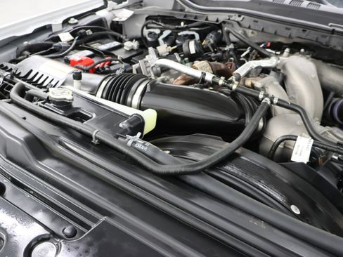 Used 2022 Ford F250 XLT w/ XLT Premium Package image 19