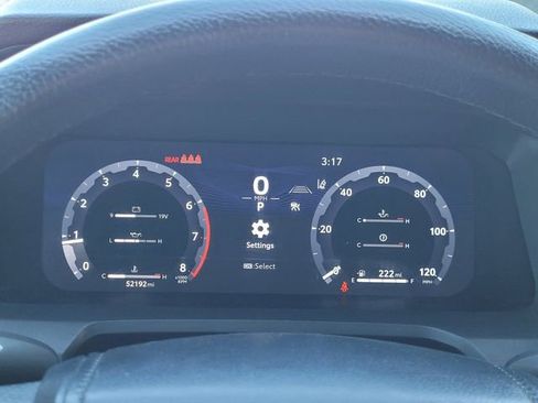 Used 2024 Toyota Tacoma TRD Off-Road image 8