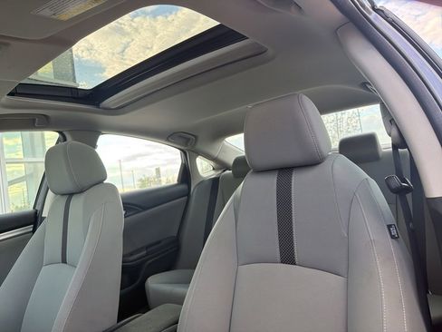 Used 2021 Honda Civic EX image 4