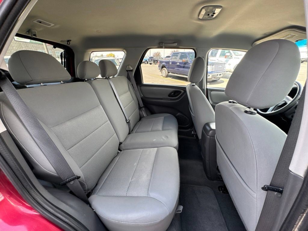 Used 2007 Ford Escape XLT AWD/4WD image 28