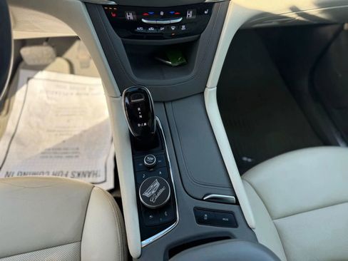 Used 2020 Cadillac XT5 Premium Luxury image 30