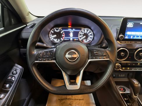 Used 2025 Nissan Sentra SV FWD image 19