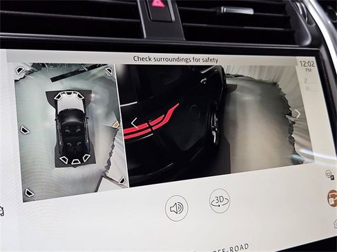 Used 2023 Land Rover Discovery S R-Dynamic image 40