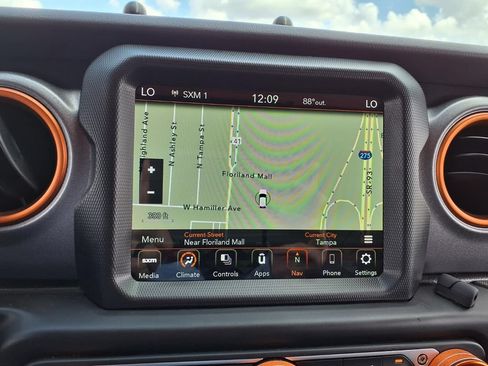 Used 2022 Jeep Gladiator Mojave w/ LED Lighting Group AWD/4WD image 29