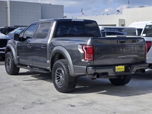 Used 2018 Ford F150 Raptor w/ Equipment Group 802A Luxury image 7