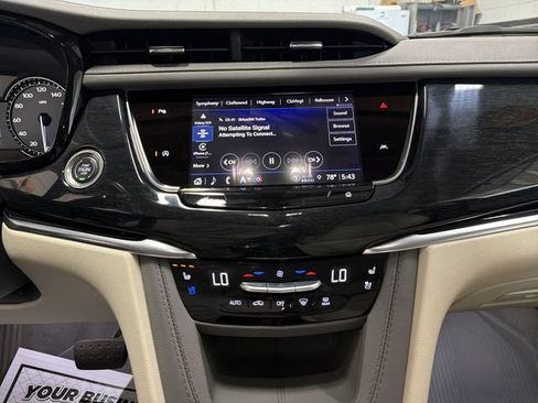 Used 2023 Cadillac XT6 Premium Luxury w/ LPO, Floor Liner Package AWD/4WD image 16
