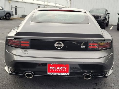 Certified 2024 Nissan Z Performance w/ Floor Mat Package image 5