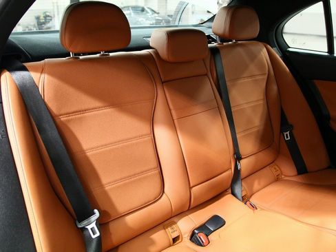 Used 2023 Mercedes-Benz C 300 4MATIC Sedan image 25