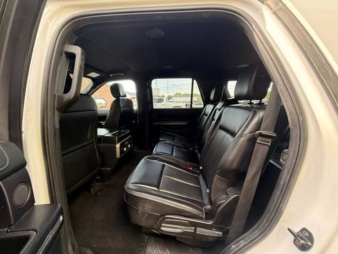 Used 2019 Ford Expedition XLT AWD/4WD image 14