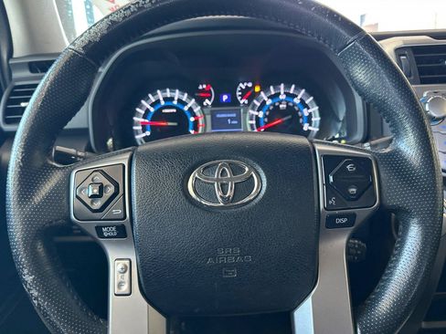 Used 2017 Toyota 4Runner SR5 RWD image 22