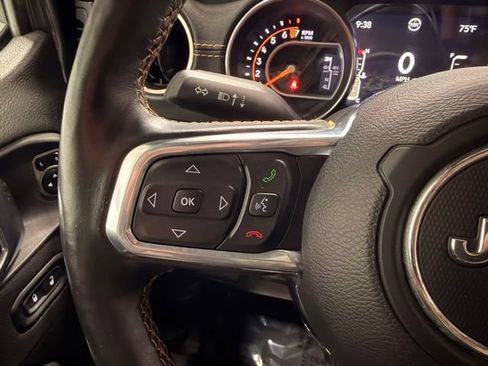 Used 2021 Jeep Gladiator Overland AWD/4WD image 28