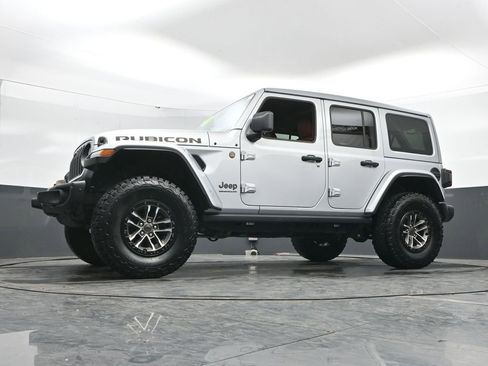 Used 2024 Jeep Wrangler Unlimited Rubicon 392 AWD/4WD image 52