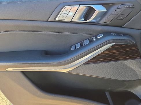 Used 2026 BMW X7 xDrive40i image 20