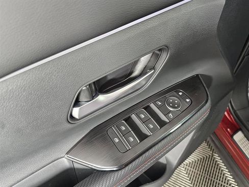 New 2026 Nissan Kicks SR w/ SR Premium Package image 30