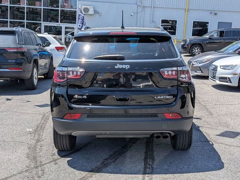 Used 2022 Jeep Compass Limited AWD/4WD image 7