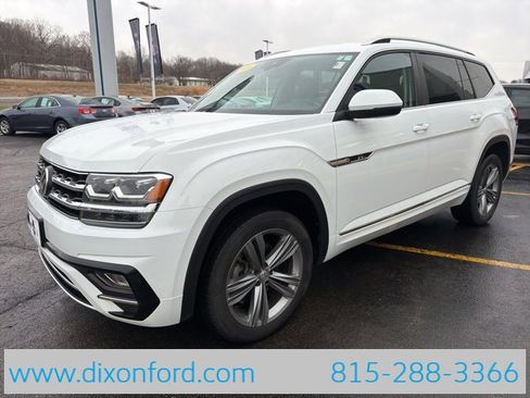 Used 2019 Volkswagen Atlas SE w/ Towing Package image 3