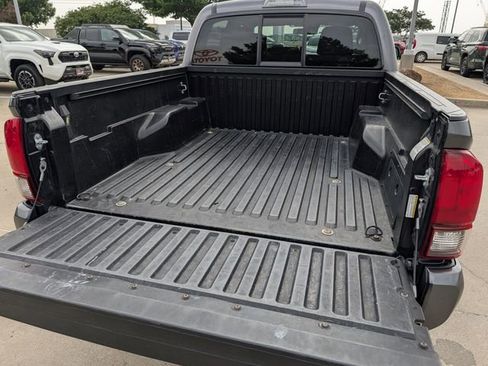 Used 2023 Toyota Tacoma SR AWD/4WD image 27