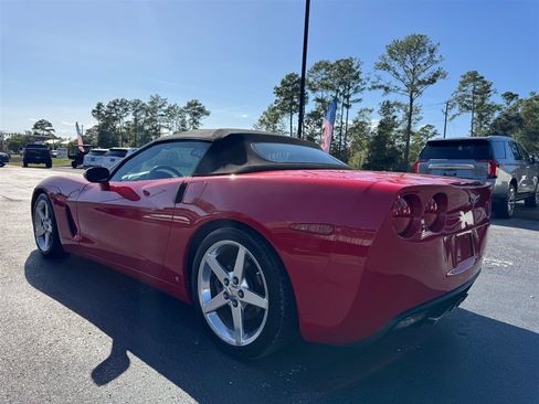 Used 2006 Chevrolet Corvette Convertible w/ Preferred Equipment Group RWD image 12