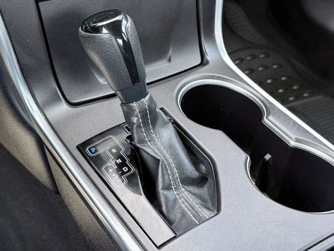 Used 2016 Toyota Camry LE FWD image 26