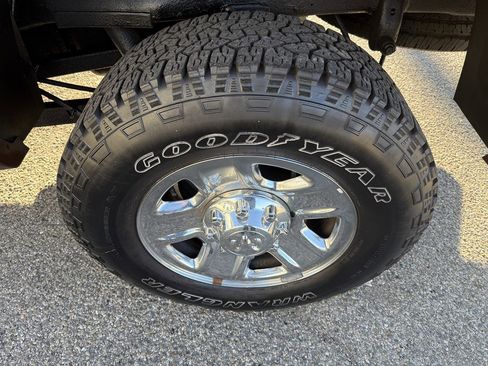 Used 2016 RAM 2500 Tradesman w/ Snow Chief Group image 9