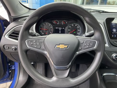 Used 2023 Chevrolet Malibu LT image 22