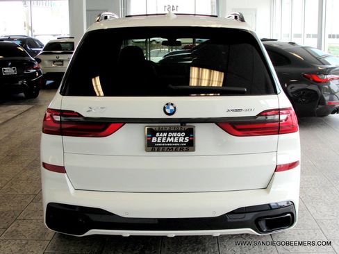 Used 2022 BMW X7 xDrive40i w/ M Sport Package AWD/4WD image 45