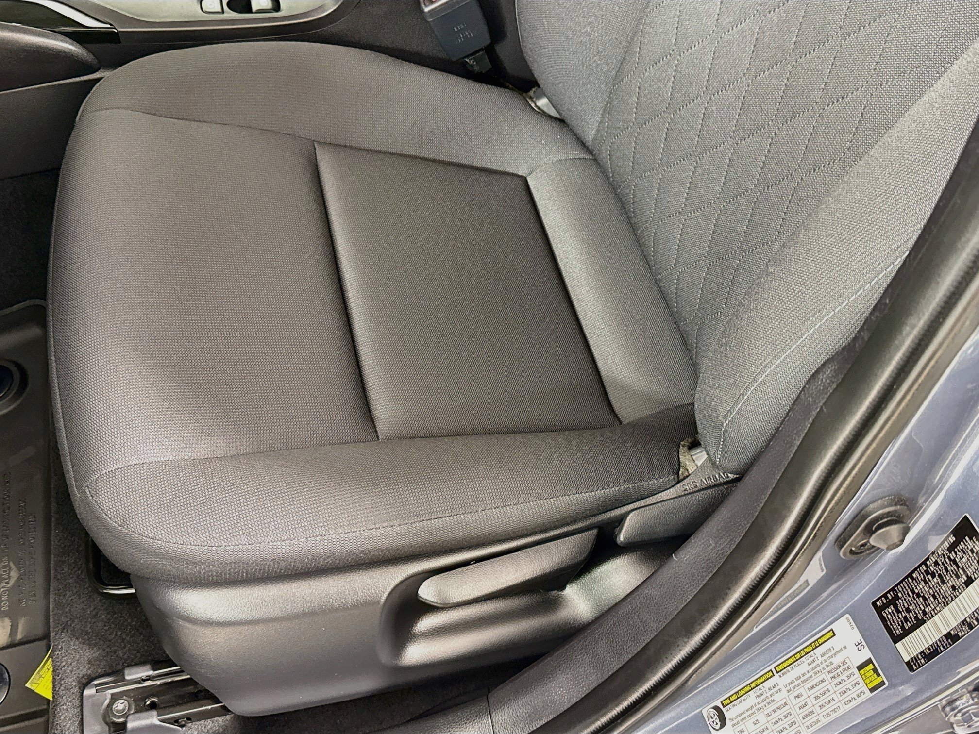 Certified 2025 Toyota Corolla LE FWD image 20