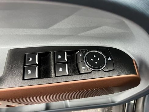 Used 2024 Ford Maverick Lariat AWD/4WD image 12