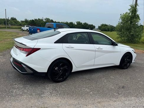 Used 2026 Hyundai Elantra Sport FWD image 6
