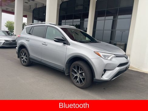 Used 2017 Toyota RAV4 SE AWD/4WD image 6