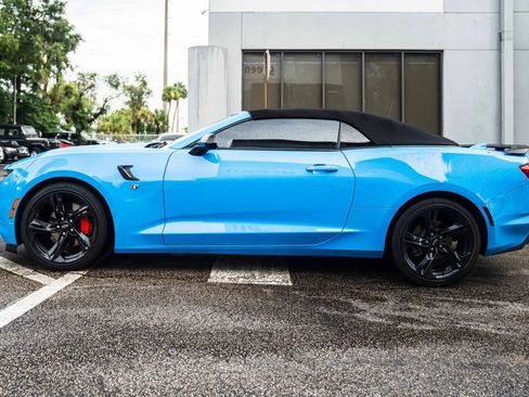 Used 2023 Chevrolet Camaro LT RWD image 13