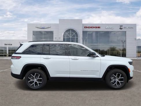 New 2025 Jeep Grand Cherokee Limited image 2