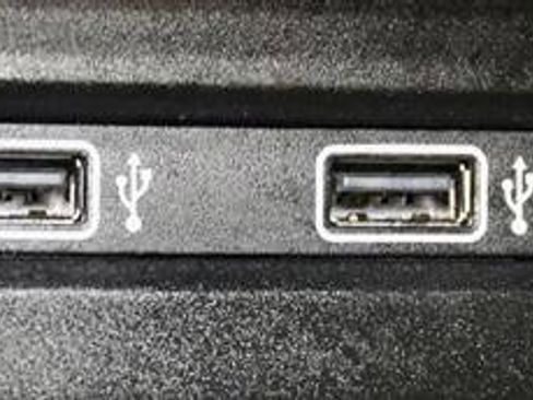 Used 2018 Volkswagen Tiguan SEL image 23