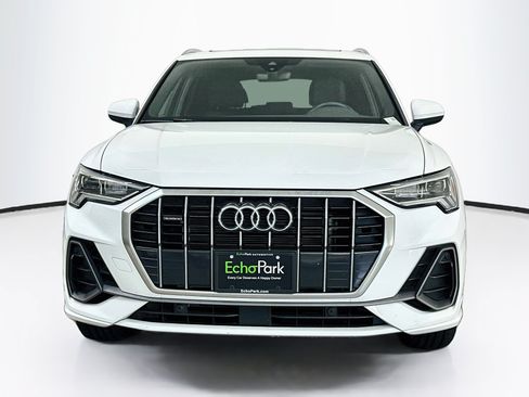 Used 2025 Audi Q3 2.0T Premium AWD/4WD image 2