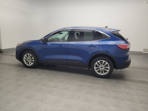 Used 2022 Ford Escape SE image 3