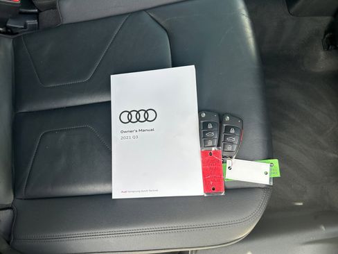 Used 2021 Audi Q3 2.0T Premium Plus w/ Premium Plus Package image 21