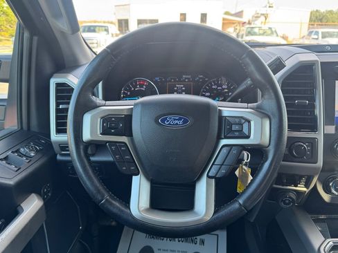 Used 2020 Ford F250 Lariat w/ Lariat Value Package image 31