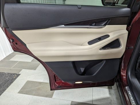 Used 2022 INFINITI QX60 Sensory image 10