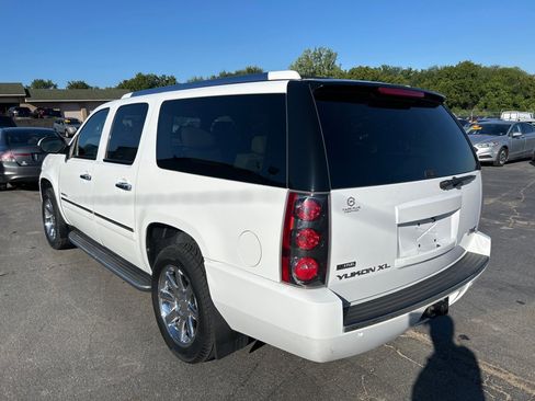 Used 2009 GMC Yukon XL Denali image 8