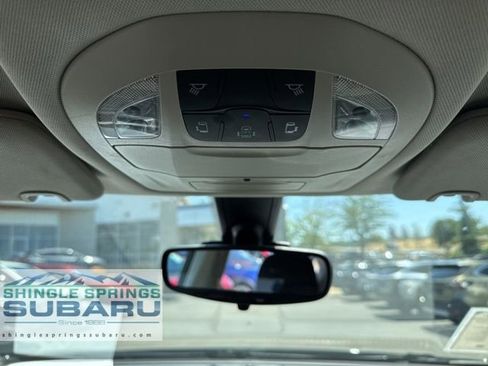 Used 2017 Chrysler Pacifica Touring w/ Tire & Wheel Group image 29