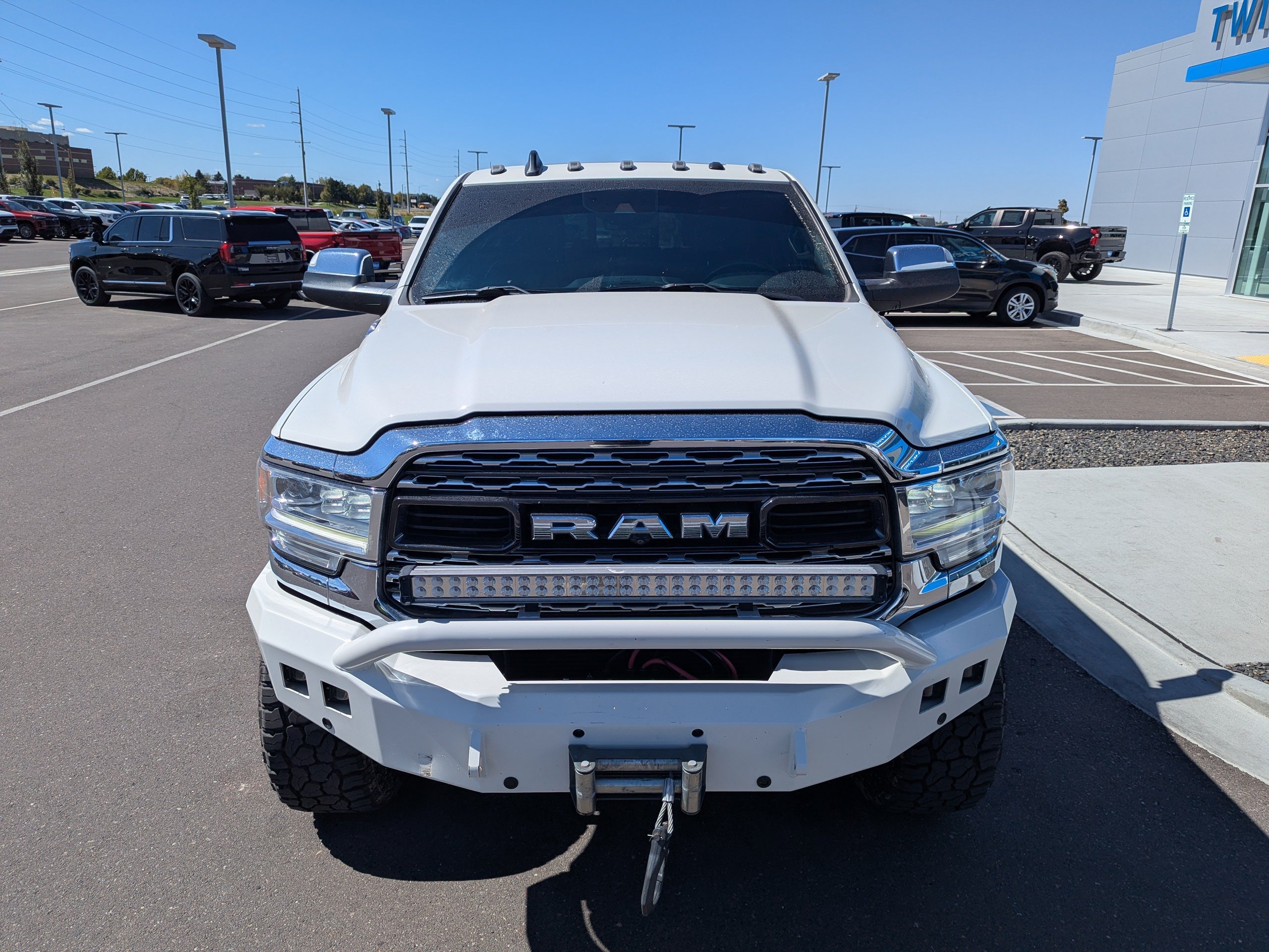 Used 2022 RAM 3500 Limited AWD/4WD image 5