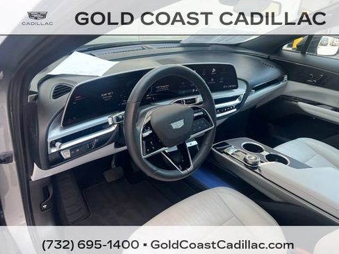Used 2024 Cadillac Lyriq Luxury RWD image 17