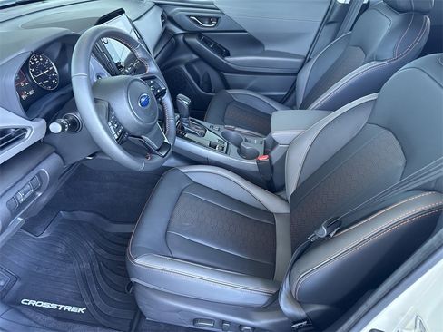 Certified 2025 Subaru Crosstrek 2.5i Limited w/ Popular Package #3A image 12