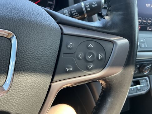 Used 2022 GMC Acadia AT4 w/ Preferred Package AWD/4WD image 18