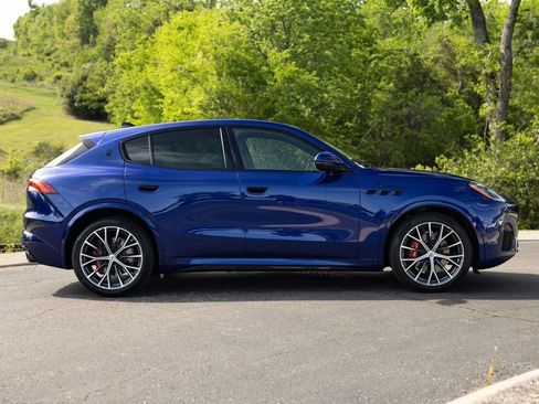 New 2026 Maserati Grecale Modena image 7