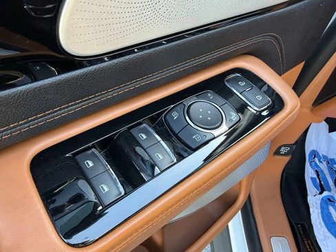 Used 2020 Lincoln Aviator Black Label Grand Touring w/ Class IV Trailer Tow Package image 15