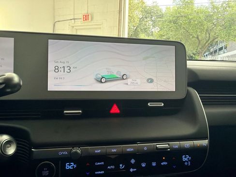 Used 2023 Hyundai Ioniq 5 SE AWD/4WD image 33