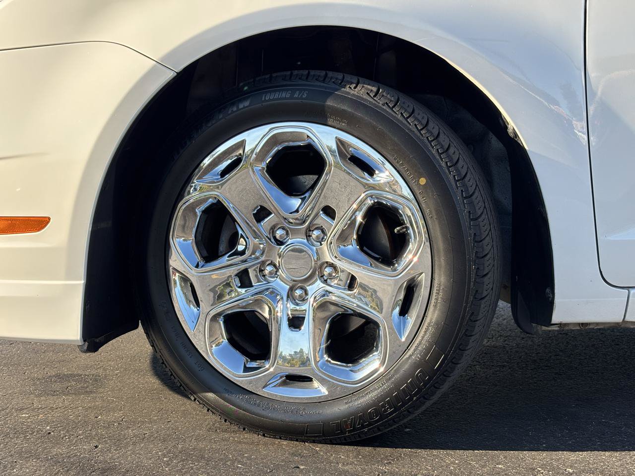 Used 2010 Ford Fusion SE FWD image 42